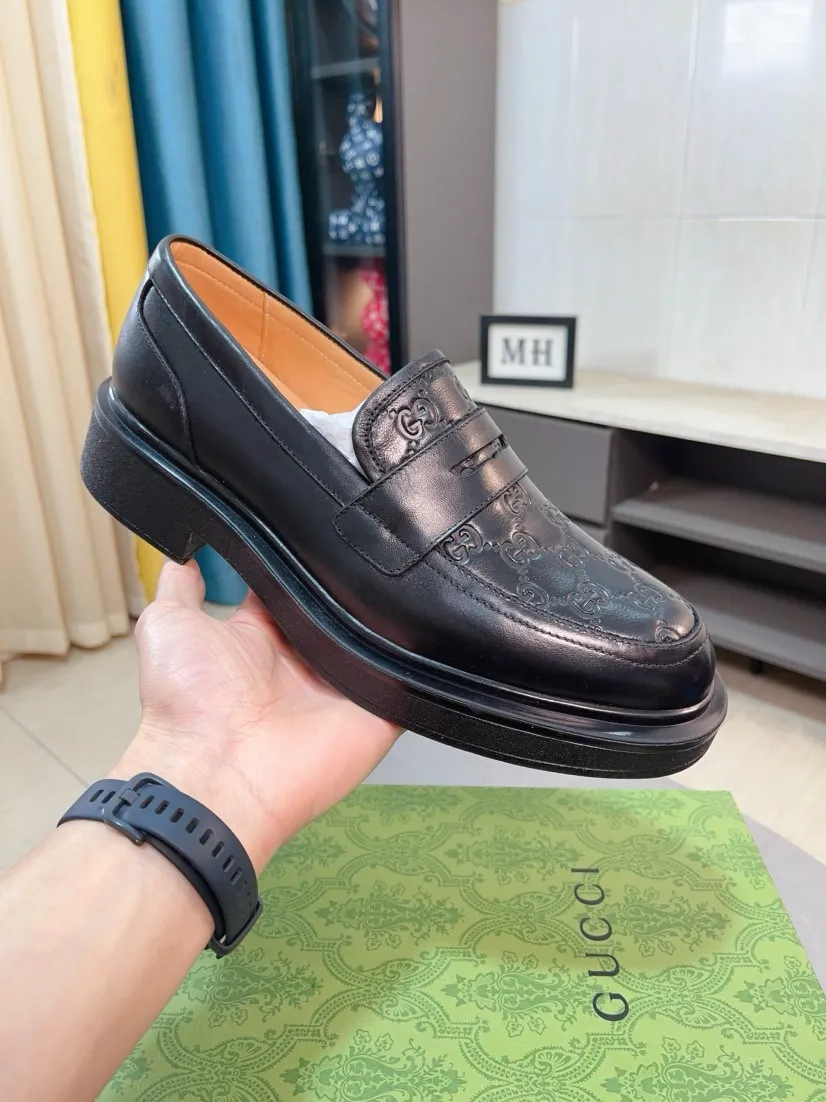 Men's shoes 💰500🌹🌹【GUCCI】The most popular classic Gucci leather shoes. Synchronized with the official website, the upper is made of Italian first-layer cowhide ➕cowhide lining, with unique brand and unique craftsmanship. Highlighting the hot style of the new year. Stop hesitating, stop wandering, get it now. Number: 38--44